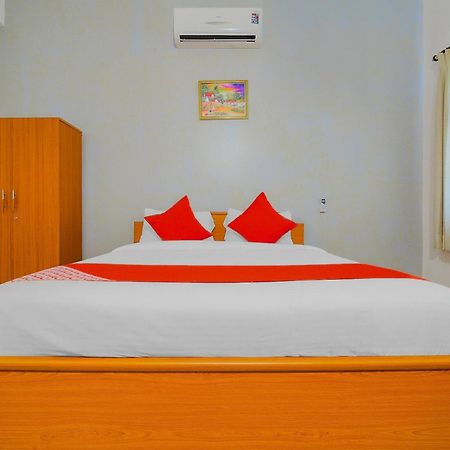 קולבה Super Hotel O The Goan Courtyard מראה חיצוני תמונה
