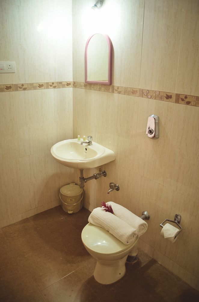 קולבה Super Hotel O The Goan Courtyard מראה חיצוני תמונה
