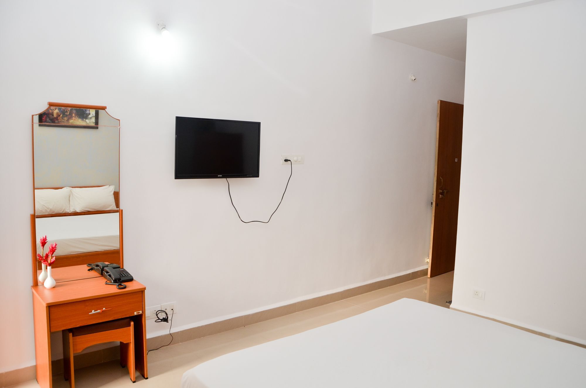 קולבה Super Hotel O The Goan Courtyard מראה חיצוני תמונה